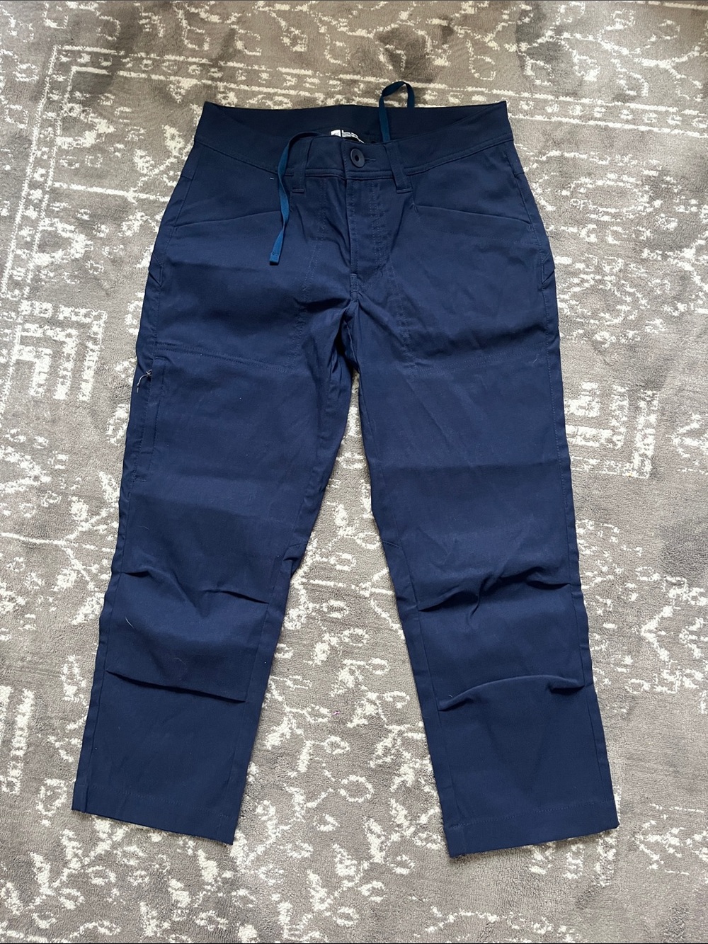 Women’s Capri MEC Terrain Navy Utility Pants
